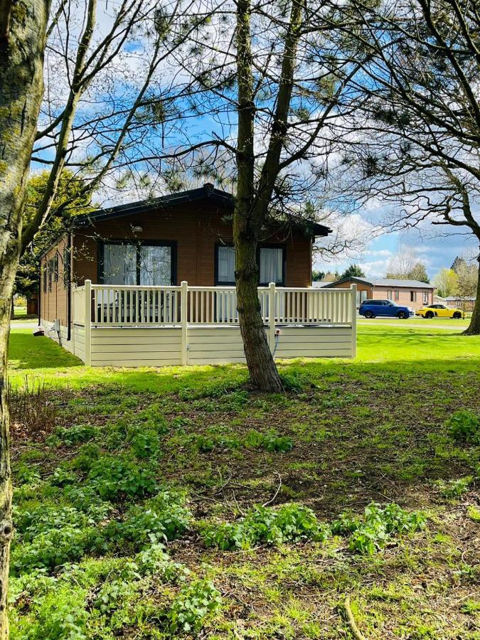 Oakwood With Hot Tub Сasa de vacaciones York